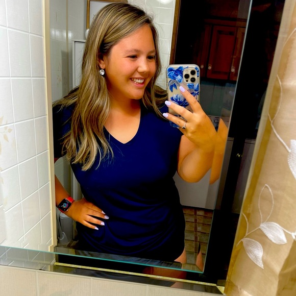 Meet your Posher, Aiyana - Picture 1 of 1